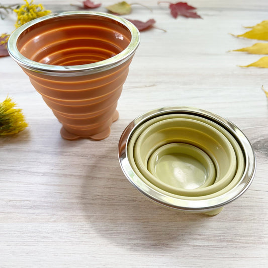 Collapsible Water Cup for Plein Air Painting